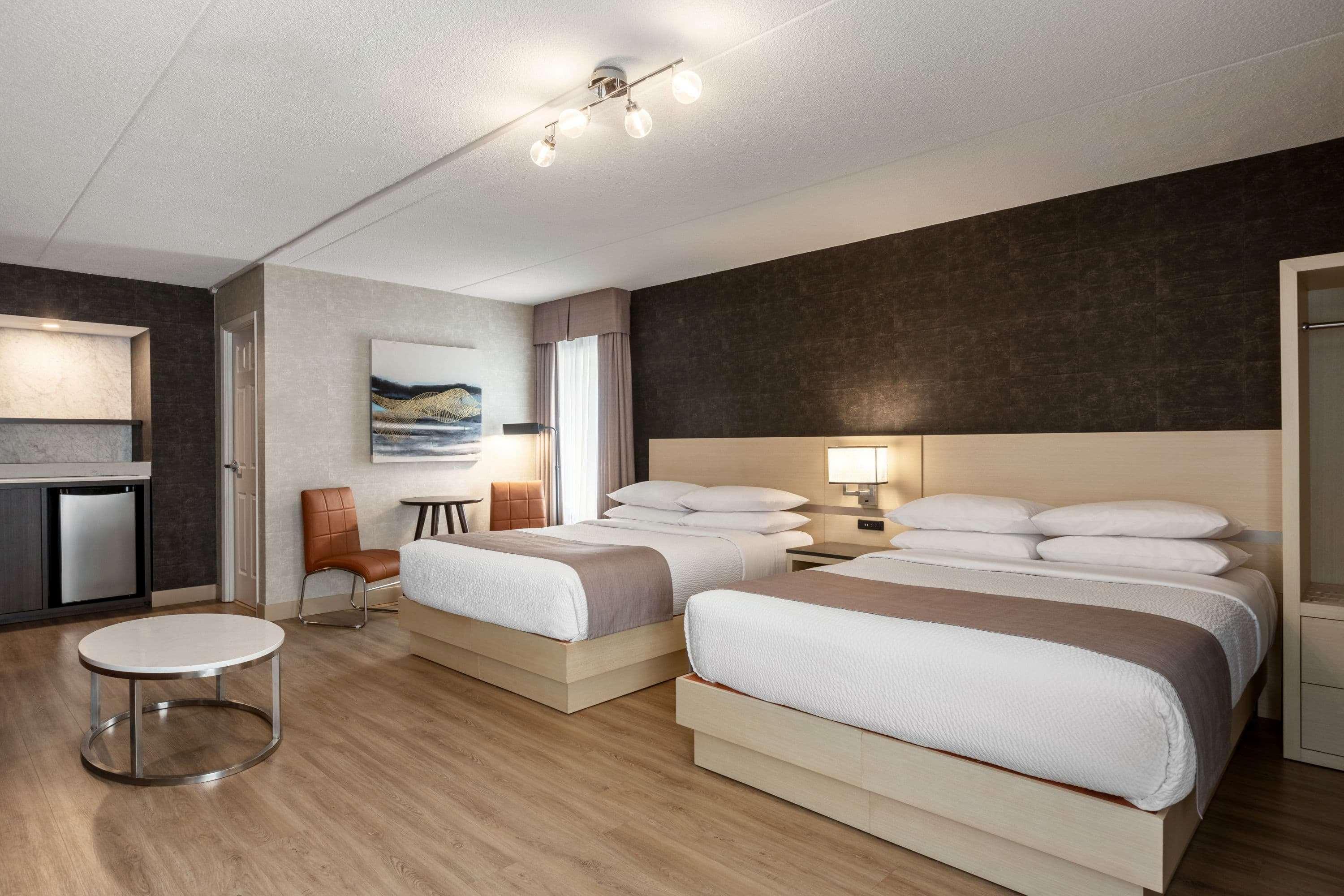 Days Inn By Wyndham Toronto West Mississauga Exteriér fotografie